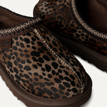Viral Leopard Fall Tasman