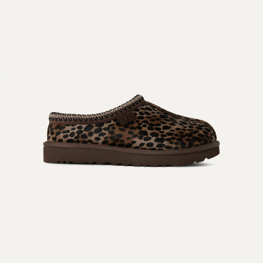 Viral Leopard Fall Tasman