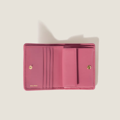 MM Viral Wallet
